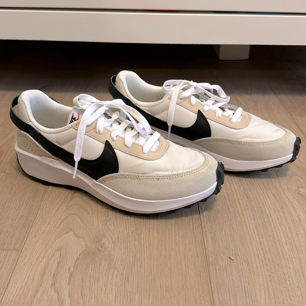 Nike Waffle Debut Sneaker Size 9.5 - NEW Without Tags